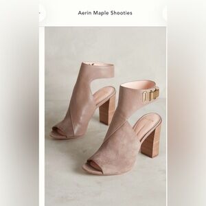 AERIN Taupe Leather Block Heel Sandals